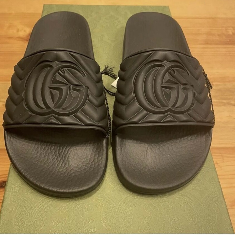 gucci slides